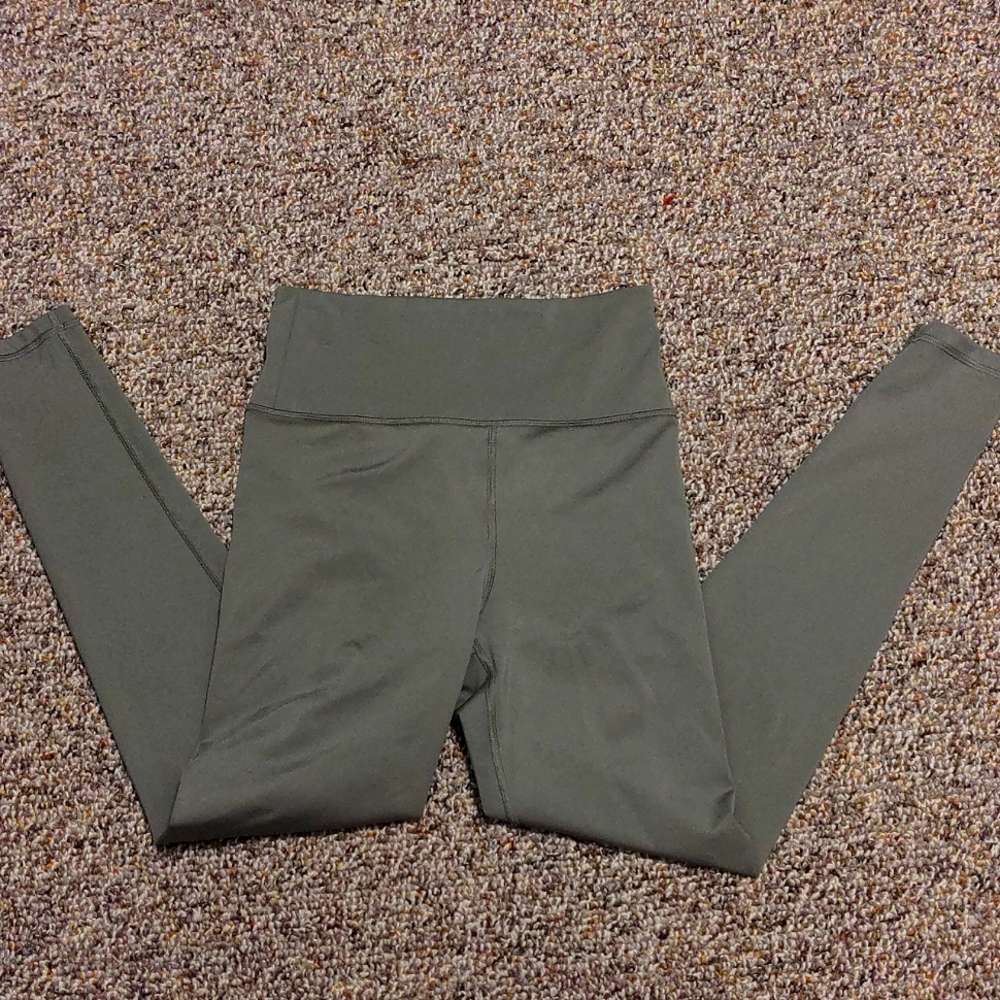 American Eagle The Lightweight Everything Legging